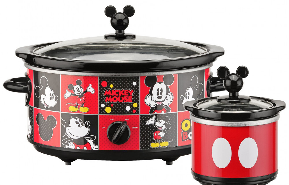Mickey Mouse Duo 5-quart cooker with 20 oz dipper pot